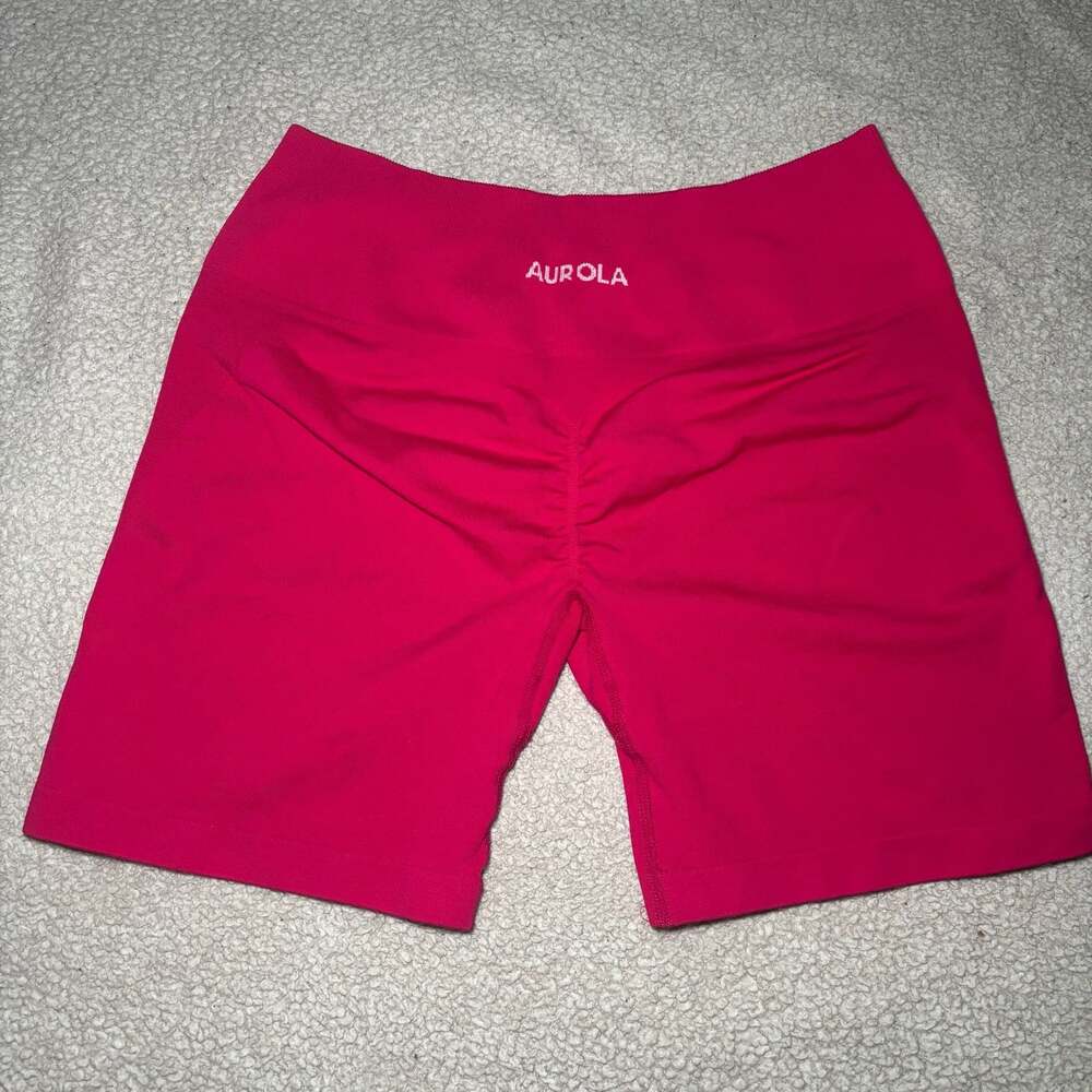 Aurola Influence Workout Shorts in Fuchsia